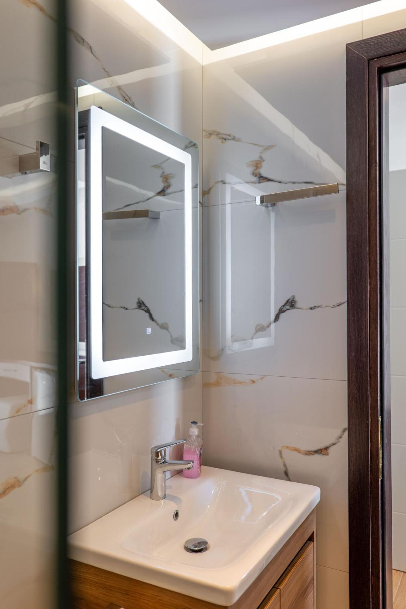 Fori'S Rooms Himare Ngoại thất bức ảnh