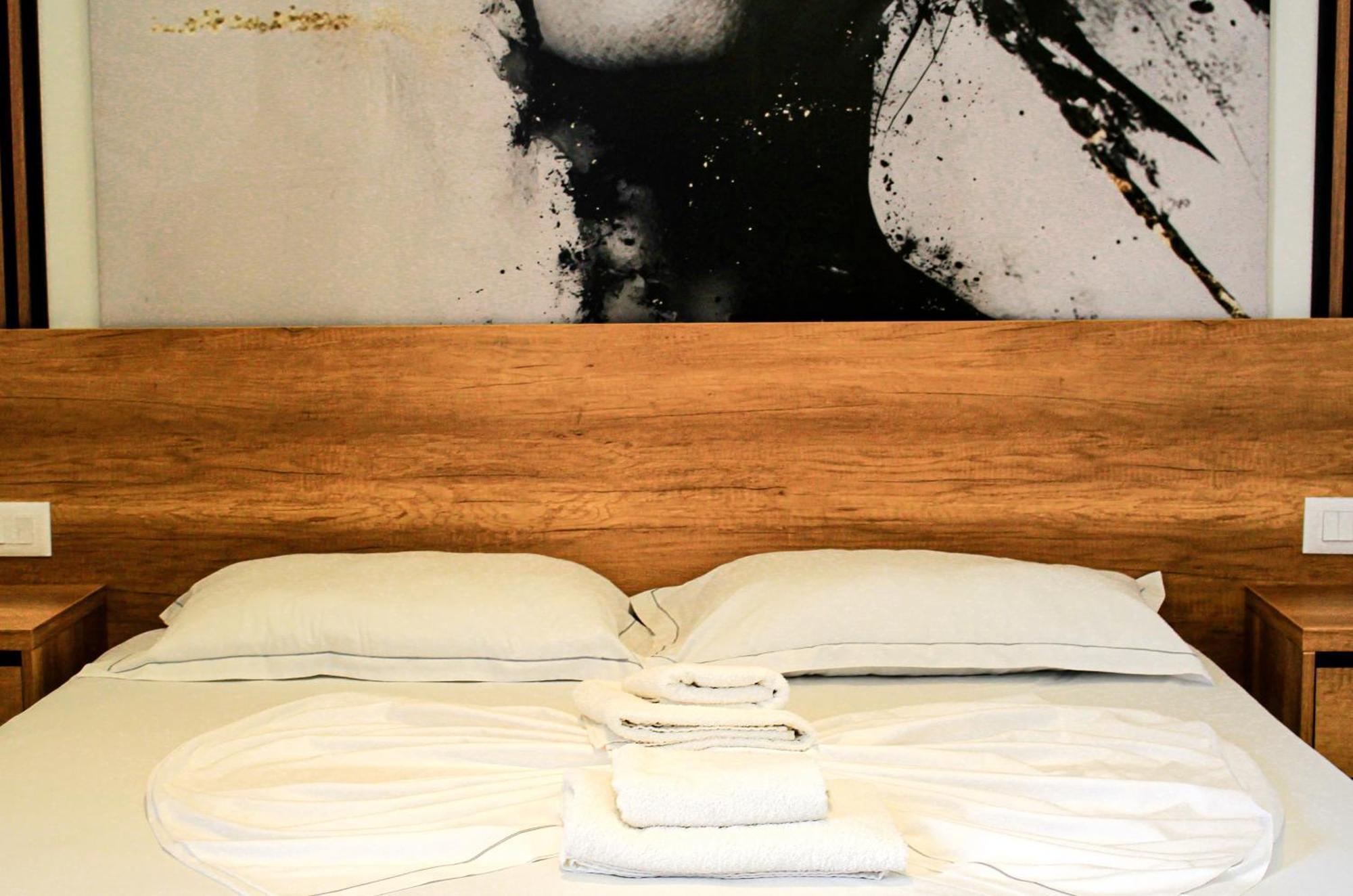 Fori'S Rooms Himare Ngoại thất bức ảnh