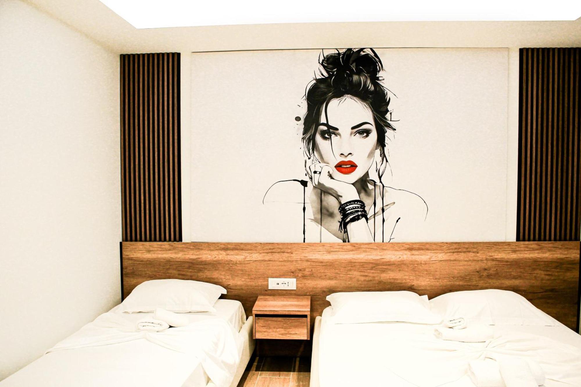 Fori'S Rooms Himare Ngoại thất bức ảnh