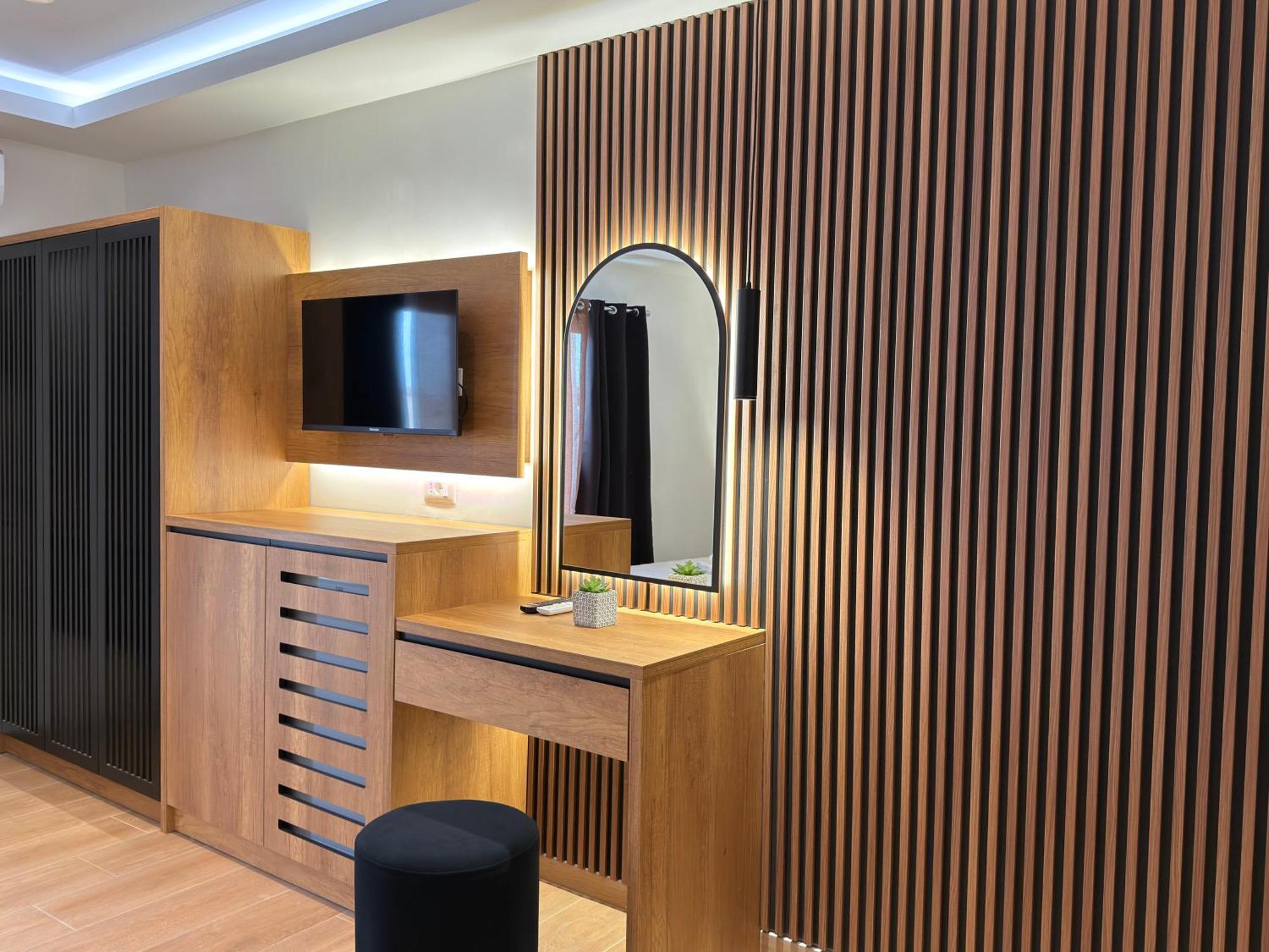 Fori'S Rooms Himare Ngoại thất bức ảnh