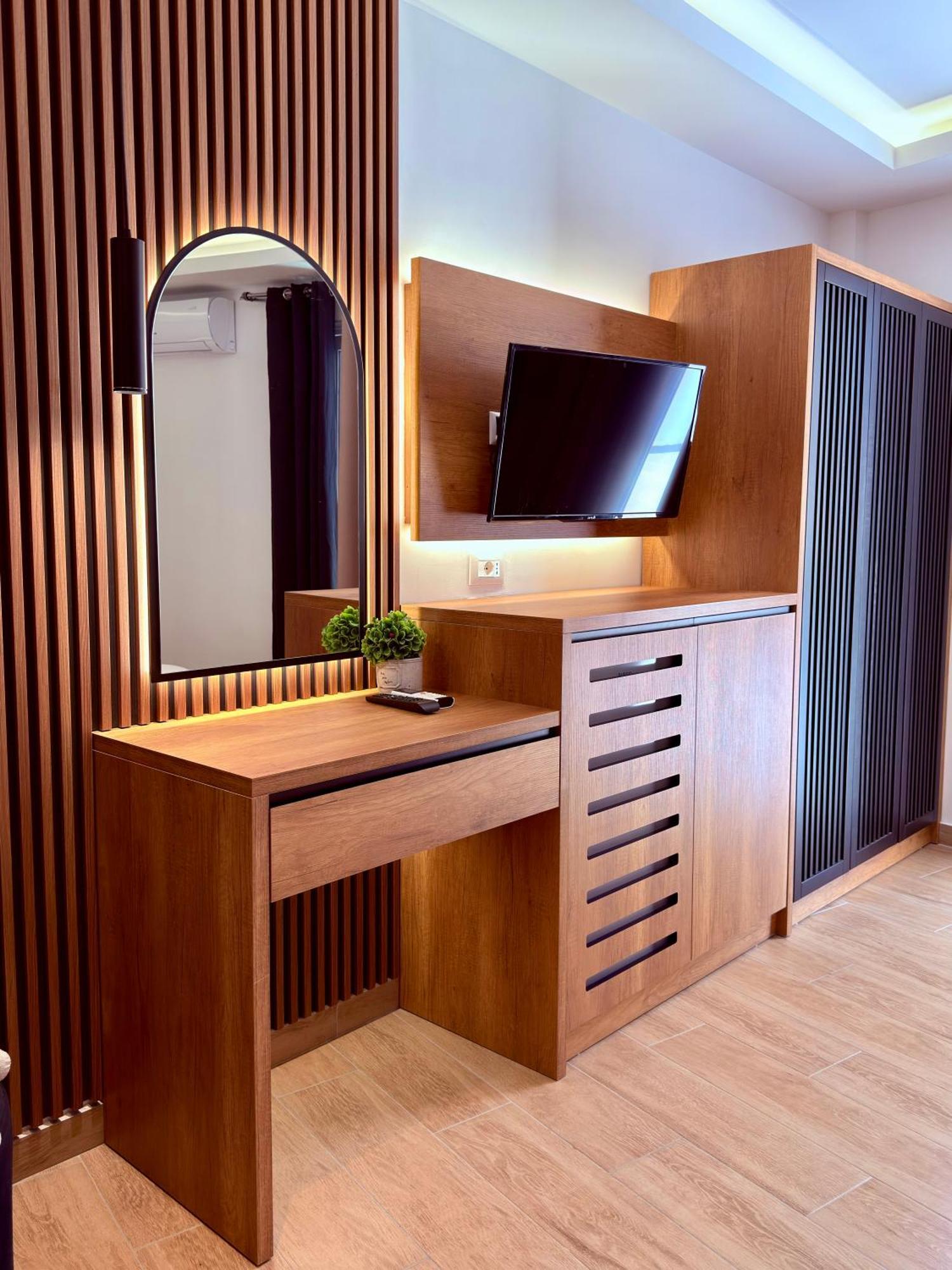 Fori'S Rooms Himare Ngoại thất bức ảnh